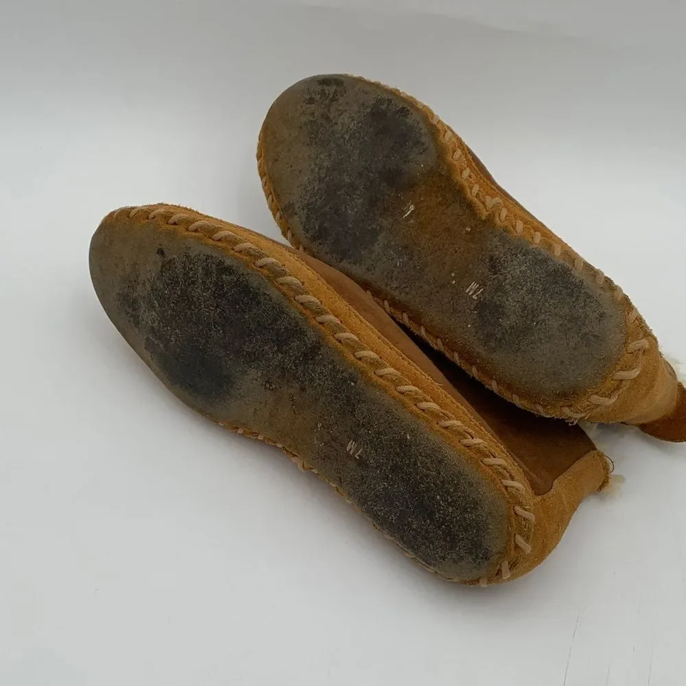 L.L. Bean suede leather wool lined moccasin style slippers Mens size 7 Woman 9